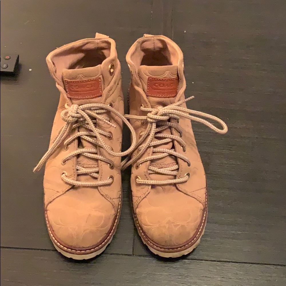 Coach boots